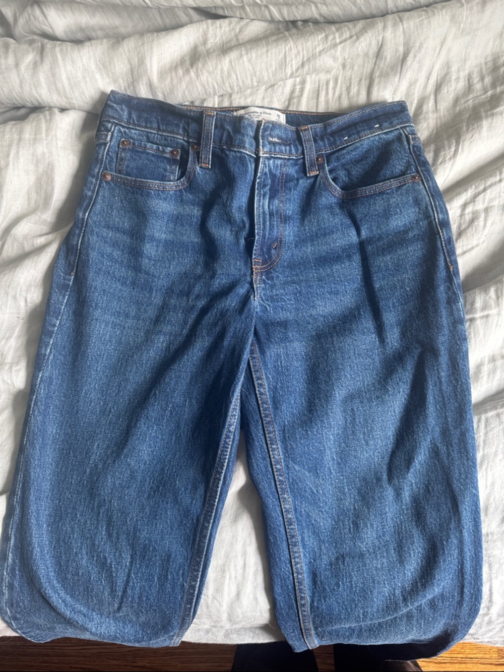 Abercrombie & Fitch Men's Relaxed Blue Denim Jeans